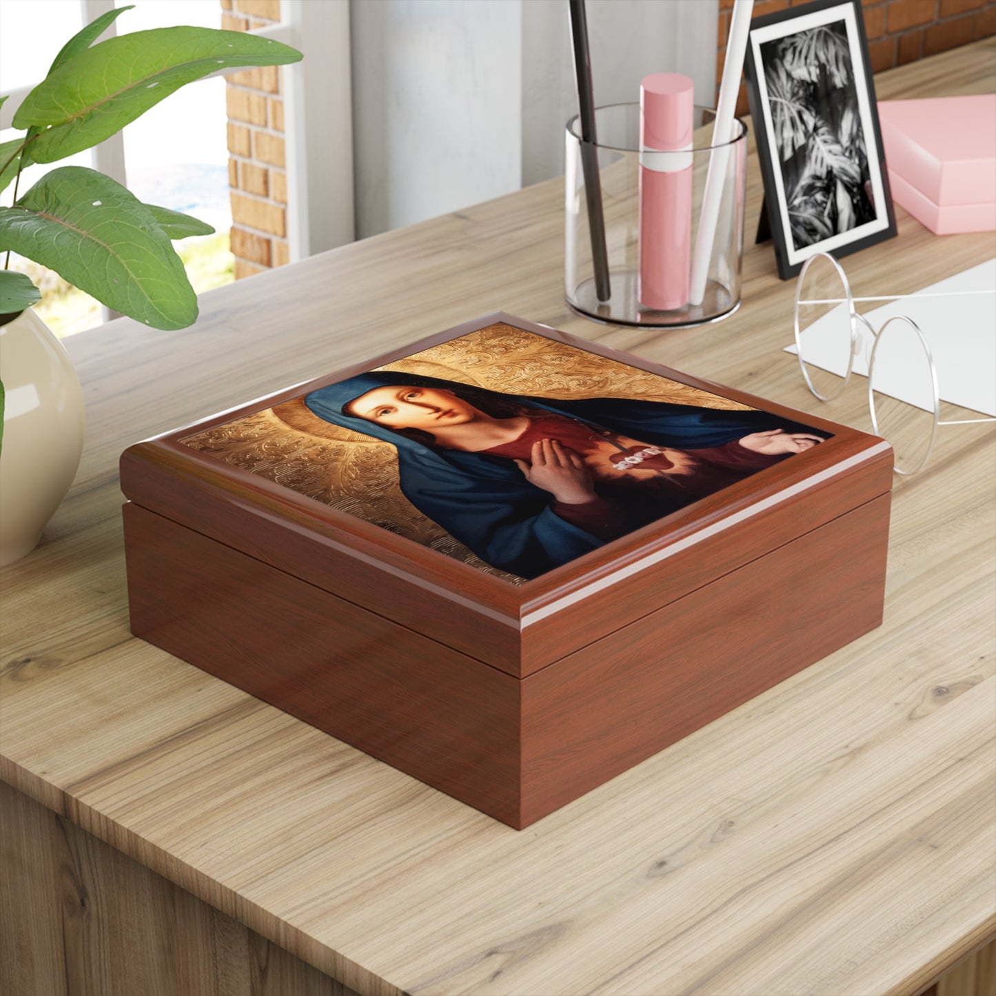 Immaculate Heart of Mary #JewelryBox #ReliquaryBox
