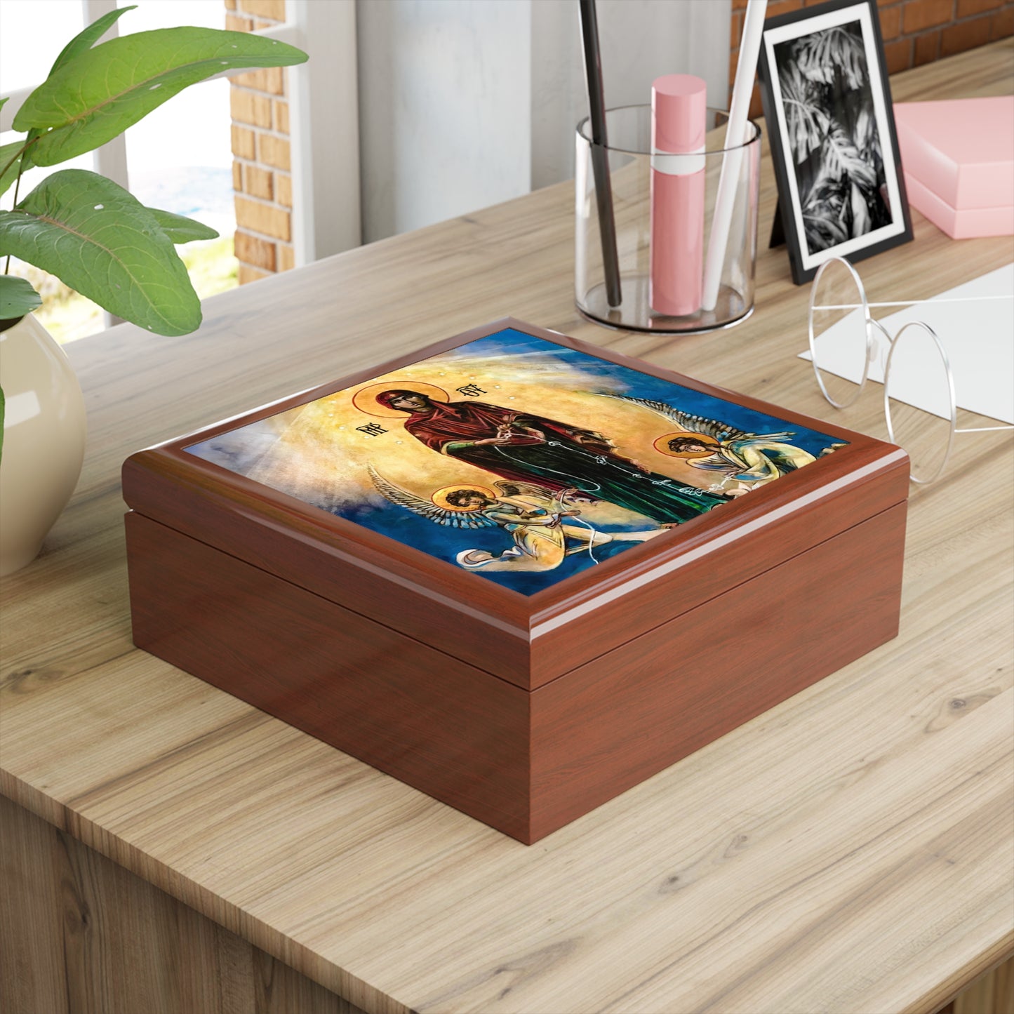 Theotokos - Our Lady Untier of Knots - #ReliquaryBox #JewelryBox